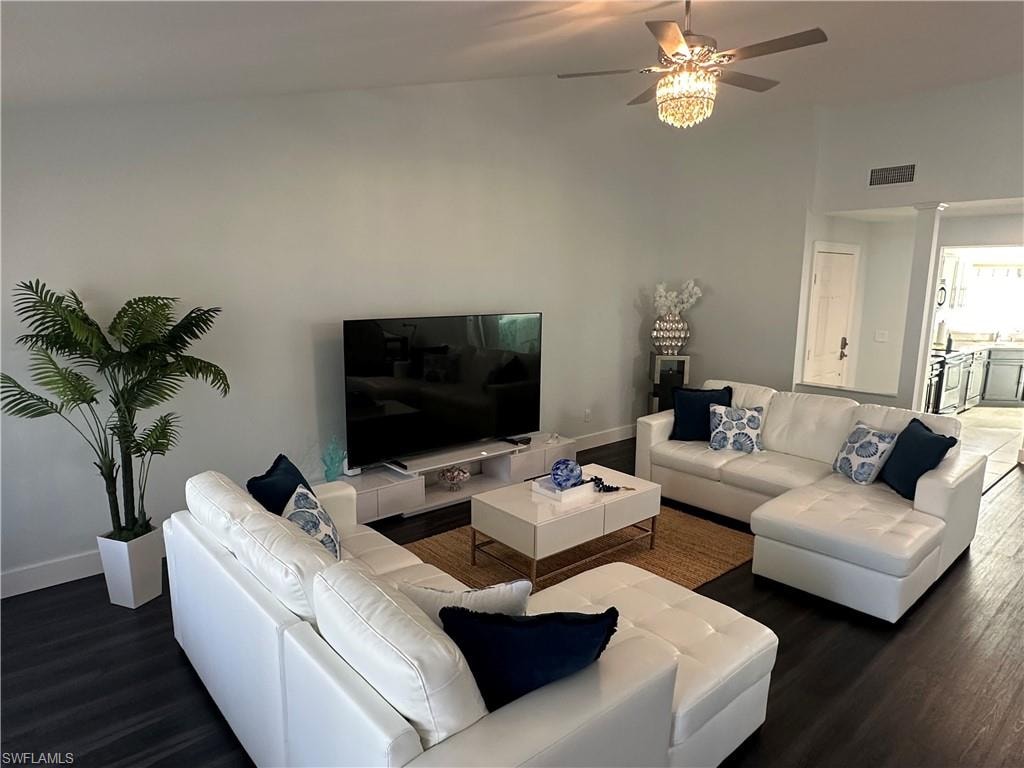 9828 Luna CIR H203