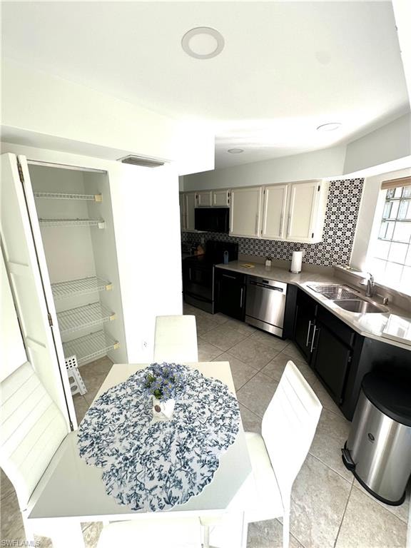 9828 Luna CIR H203 photo 10