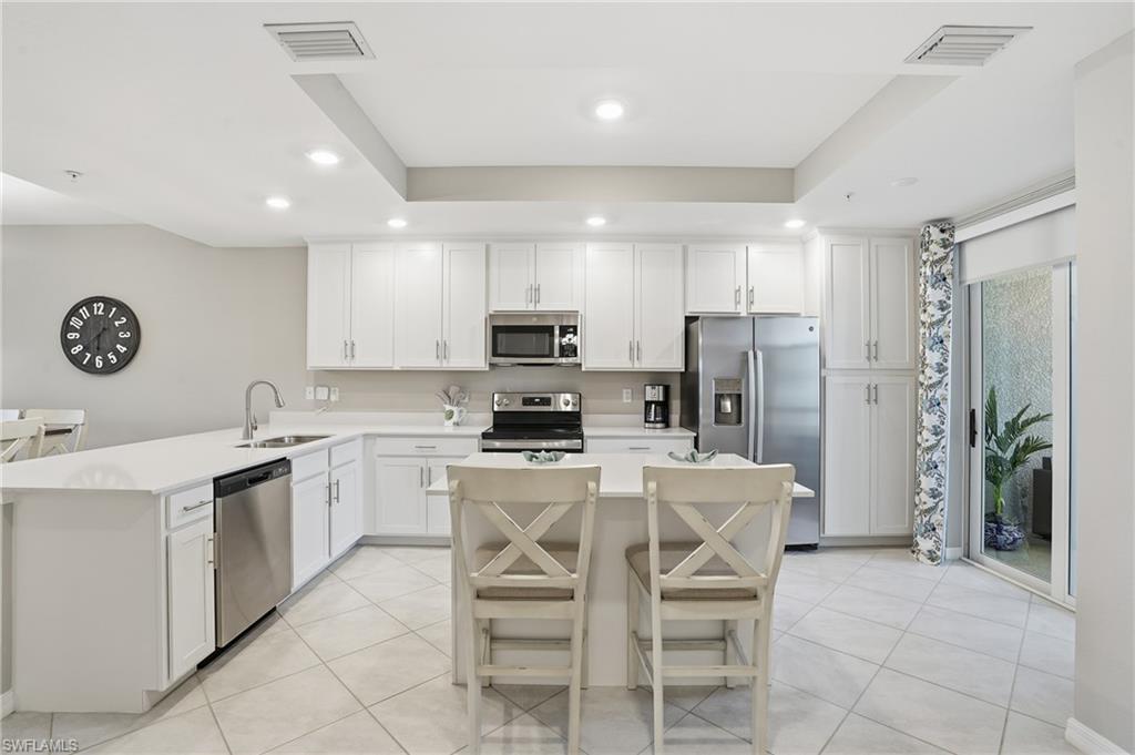 14204 Heritage Landing BLVD 712 photo 9