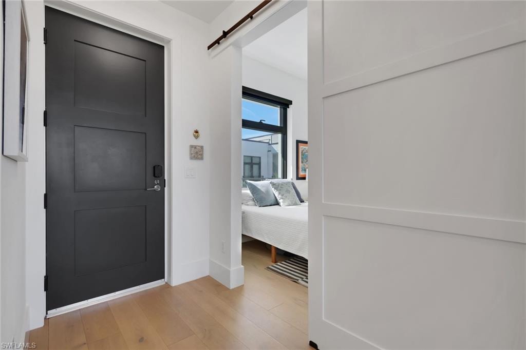 850 Central 303 photo 25