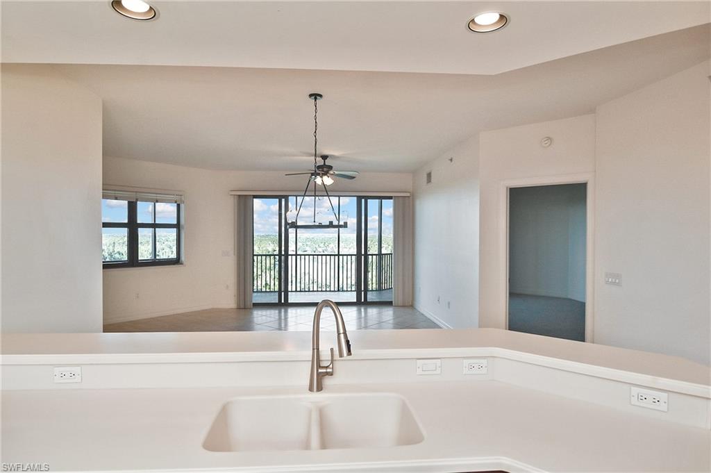 14380 Riva Del Lago DR 1104 photo 16