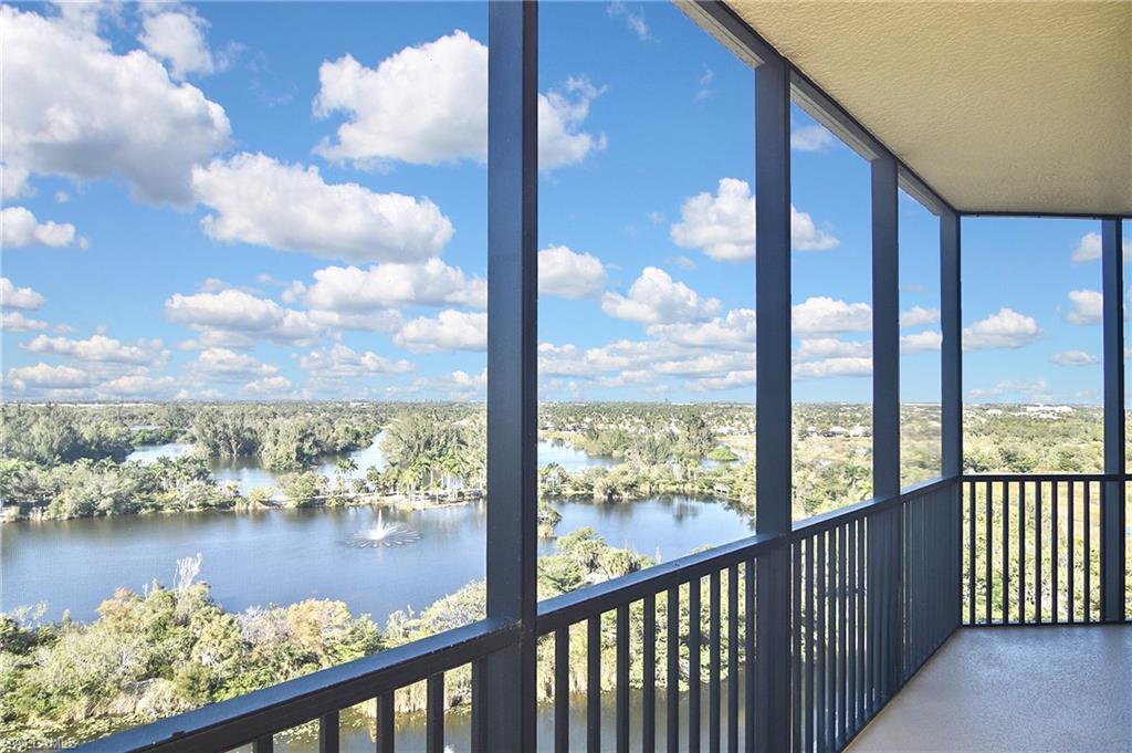 14380 Riva Del Lago DR 1104 photo 34