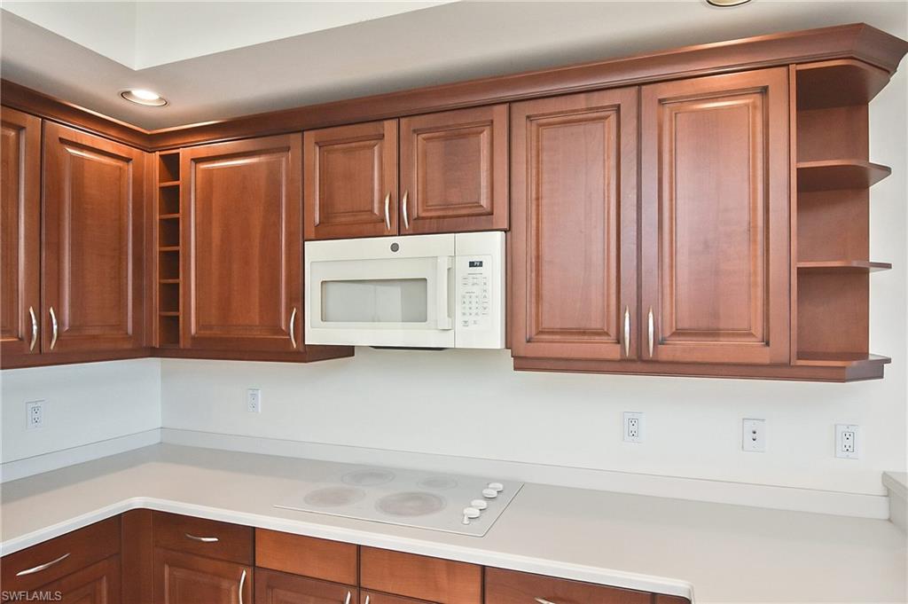 14380 Riva Del Lago DR 1104 photo 15