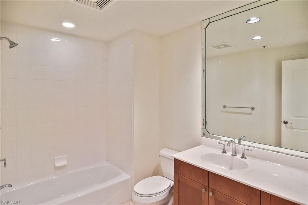 14380 Riva Del Lago DR 1104 photo 29