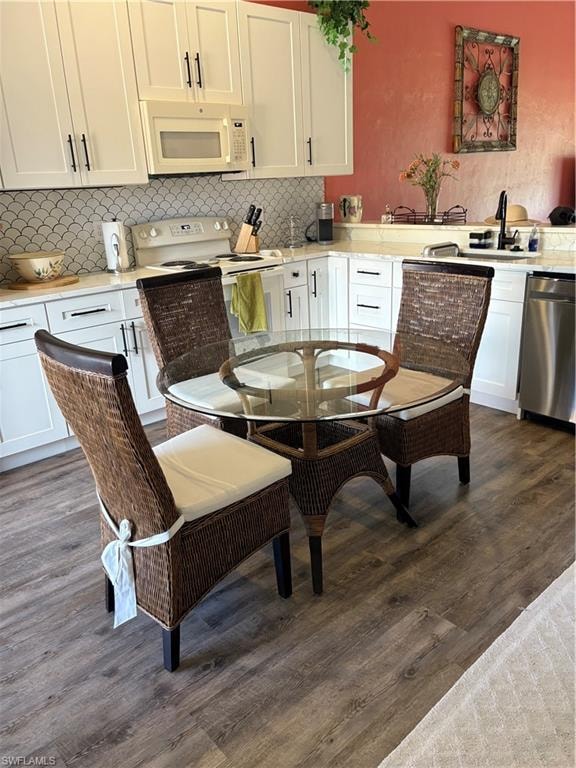13120 Cross Creek BLVD 208 photo 7
