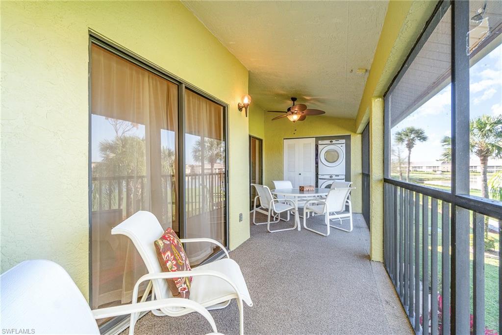 Balcony with ceiling fan