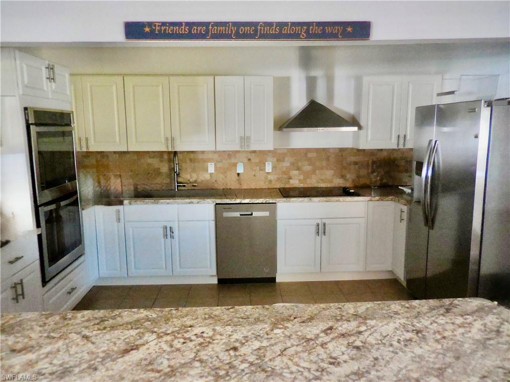 Clubhouse kitchen facilities
