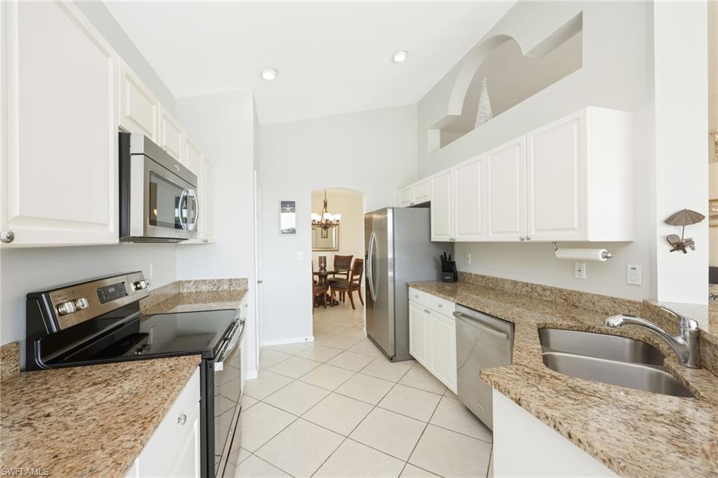 7828 Gardner DR 5-202 photo 11
