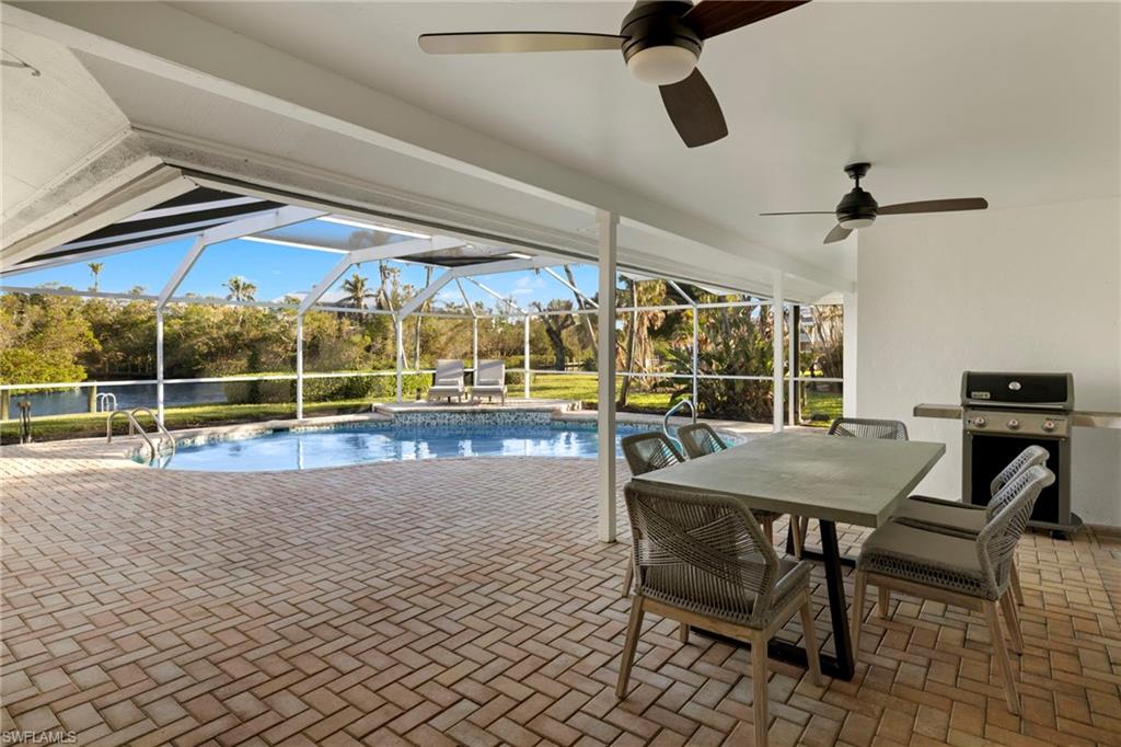 930 Kings Crown DR photo 31