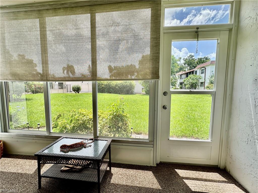 I-1 Custom Enclosed Lanai with short walk to pool, Laundry and Mail Kiosk