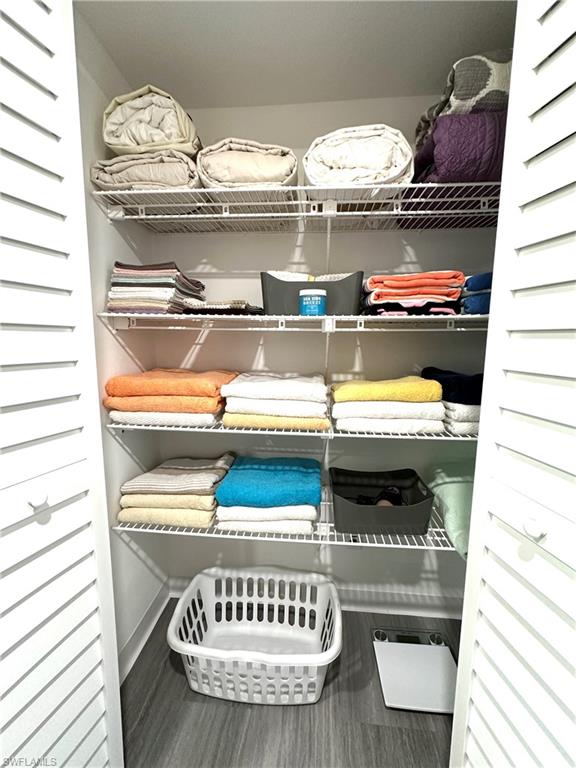 I-1 Master Ensuite Bath Linen Closet