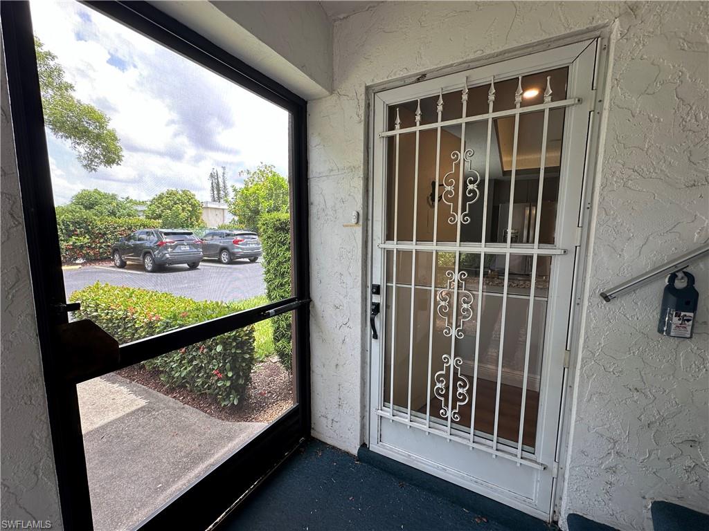 Community "I-1" with its  and I-1 Condo Entrance Screendoor
