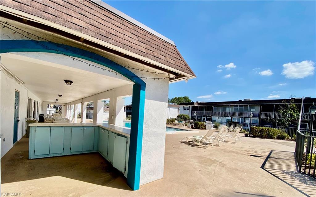 Community Pool Outdoor Kitchen