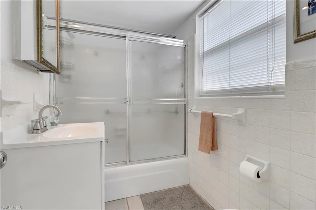 207 8th AVE S 207A photo 16