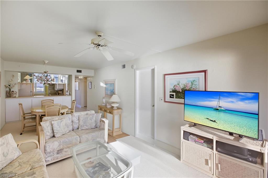 7500 Estero BLVD 1104 photo 9