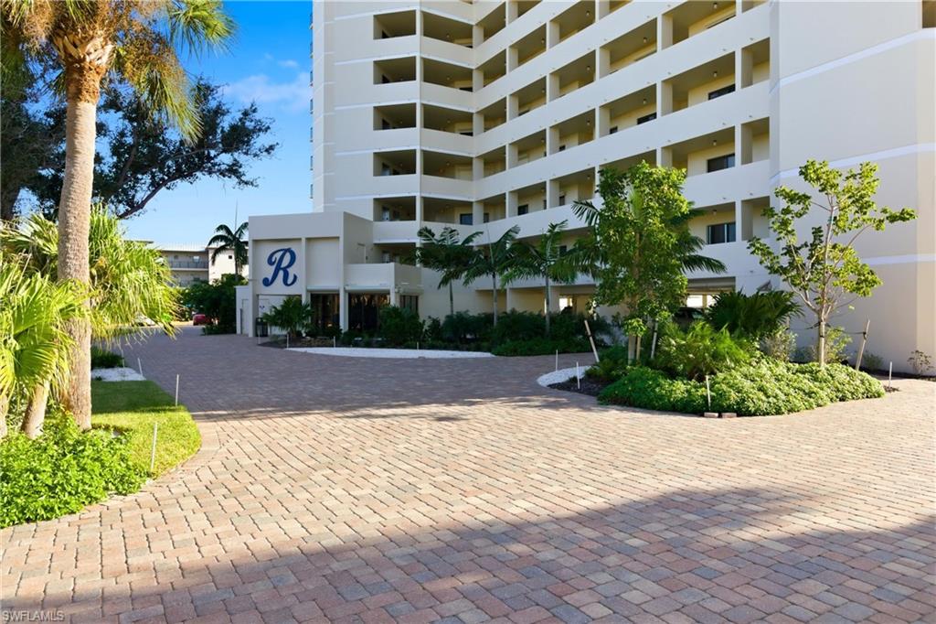 7500 Estero BLVD 1104 photo 34