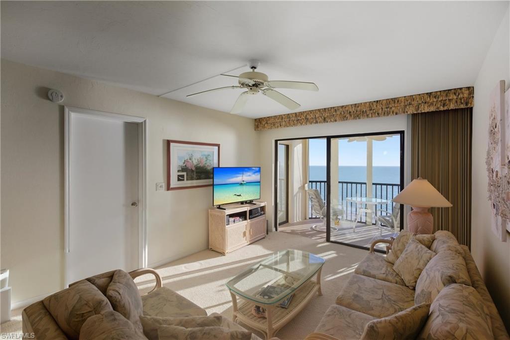 7500 Estero BLVD 1104 photo 8