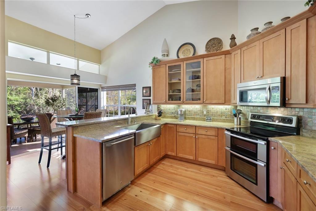 20230 Golden Panther DR 1 photo 17