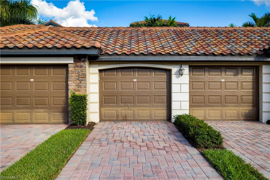 17950 Bonita National BLVD 1512 photo 17