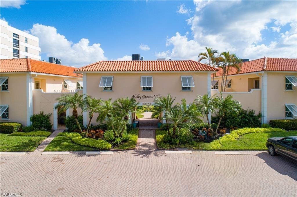 Mediterranean / spanish-style home with stucco siding and a tile roof