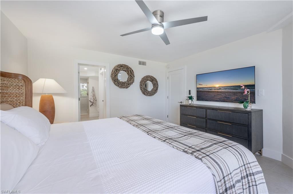 11118 Gulfshore 203 photo 22