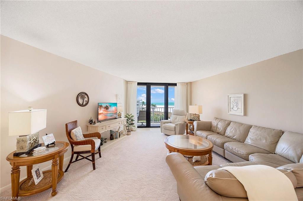 260 Seaview CT 604