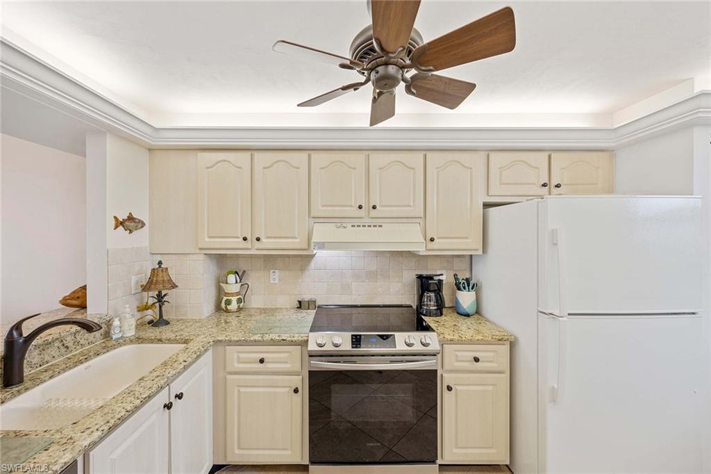 260 Seaview CT 604 photo 10
