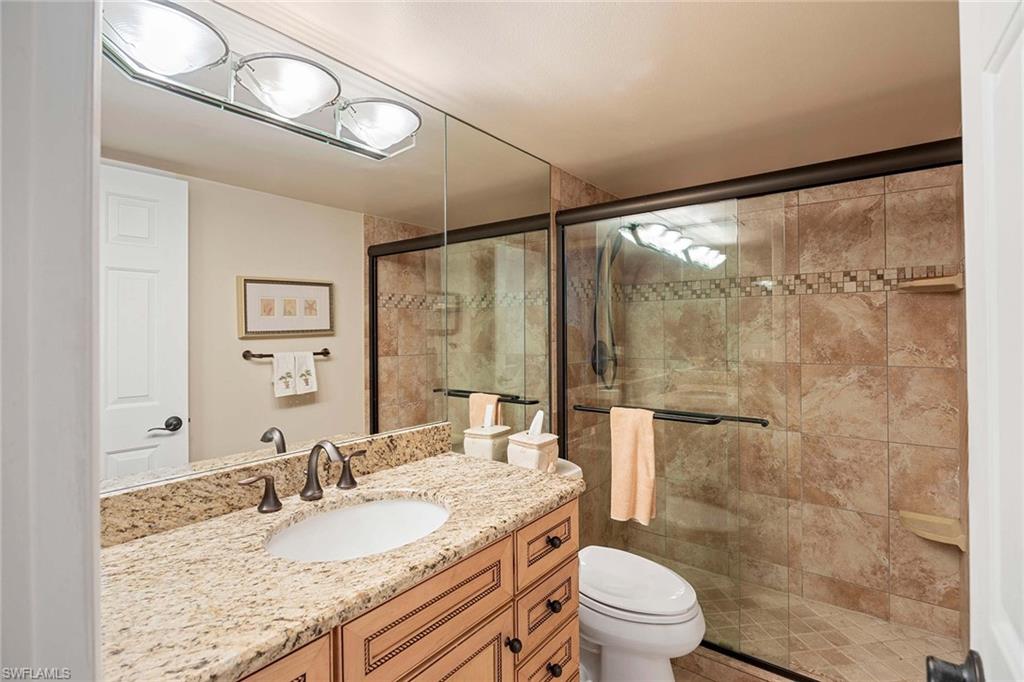 260 Seaview CT 604 photo 14