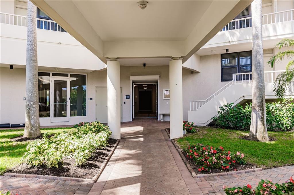 260 Seaview CT 604 photo 25