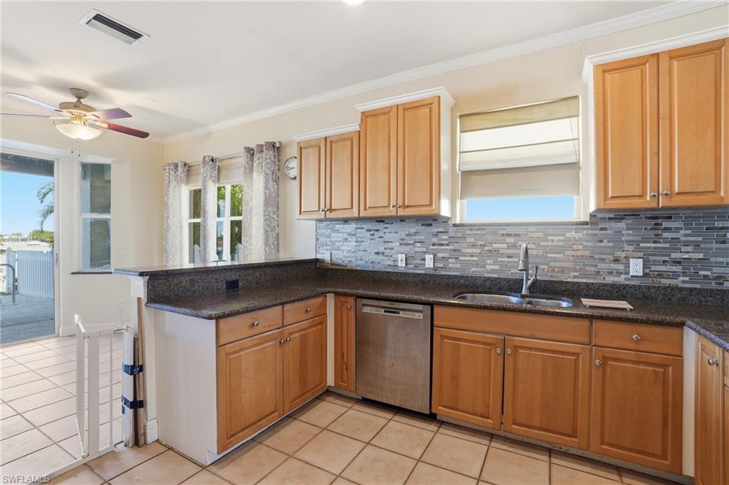 1624 Emerald Cove DR photo 11