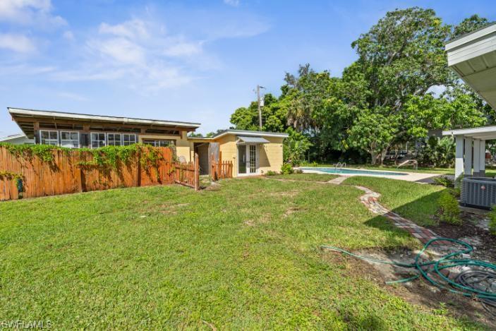 4970 Riverside DR photo 14