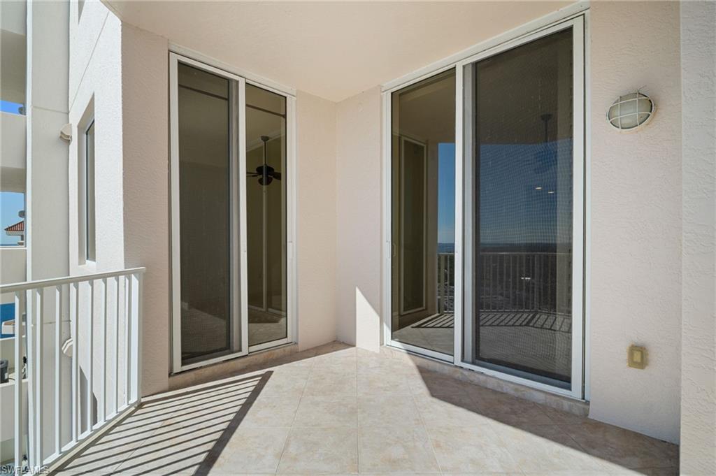 2090 W First ST F2806