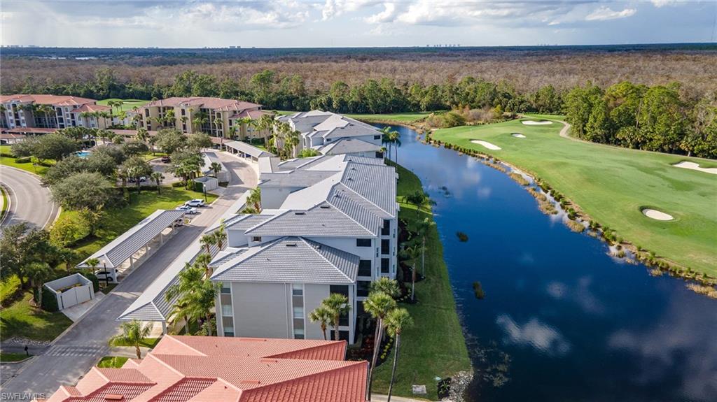 Rear view of golf course.