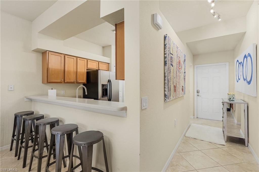 Breakfast bar area