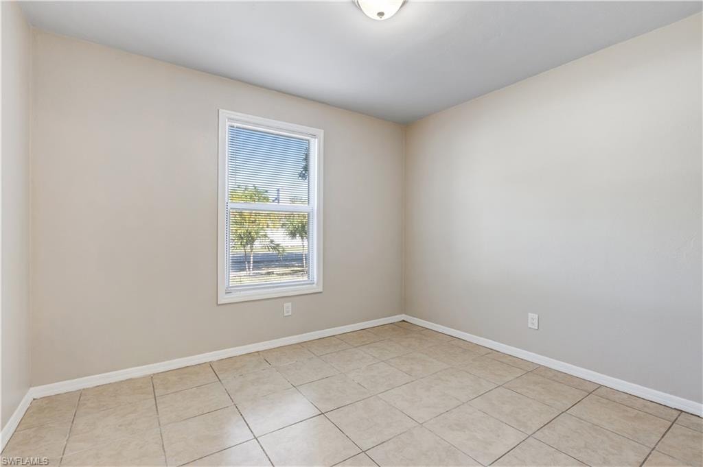 5453 16th PL SW photo 10
