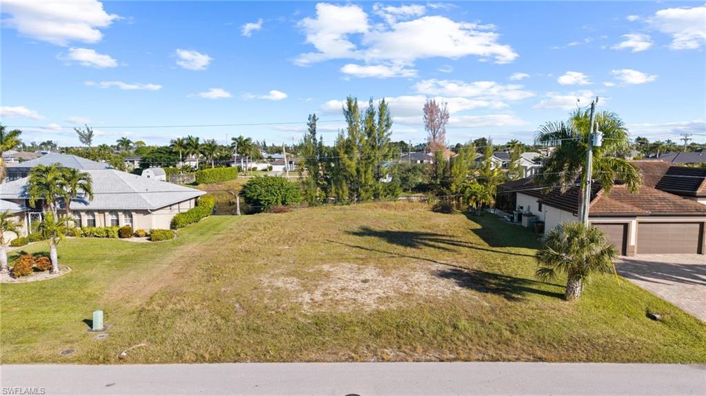 1613 SW 28th TER photo 13