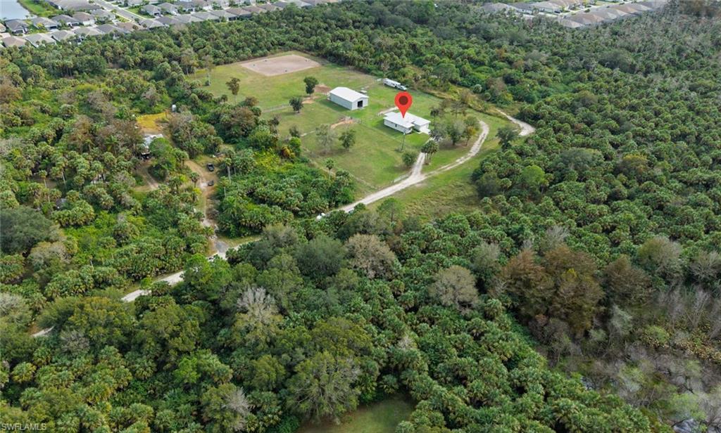 Total Privacy IN TOWN, surrounded by county preserve. no neighbor in sight