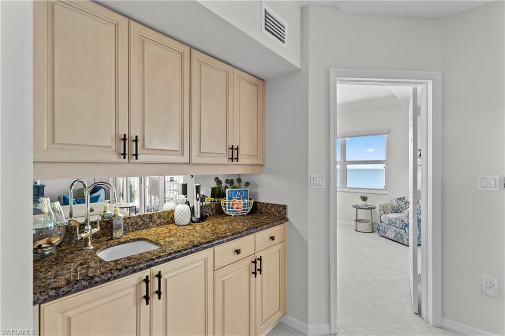 9577 Gulf Shore DR 703 photo 15