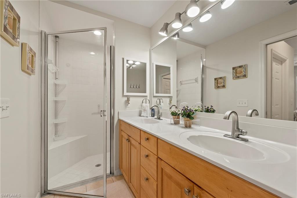 465 Robin Hood CIR 101 photo 17
