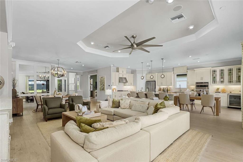 11591 Venetian Lagoon DR photo 8