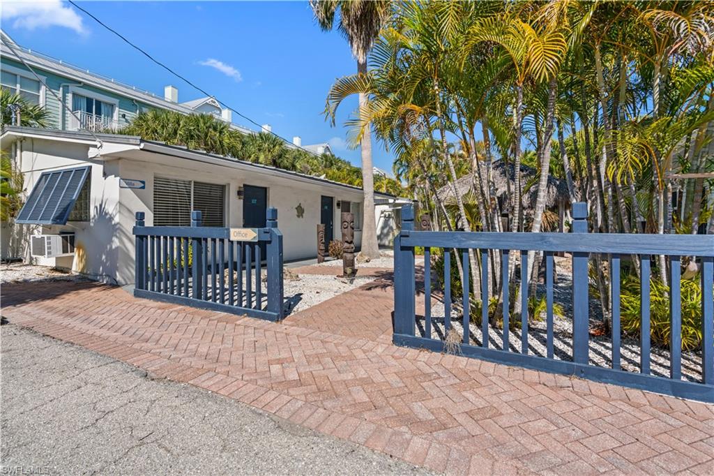 4330 Bonita Beach RD photo 34