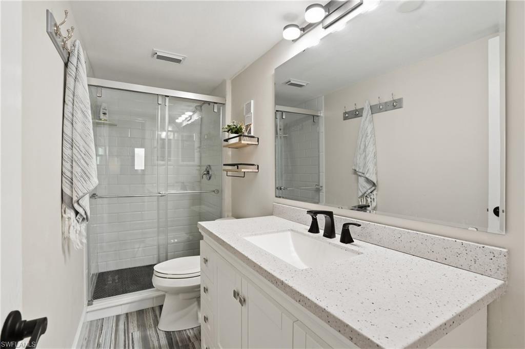 400 Lenell RD 706 photo 24