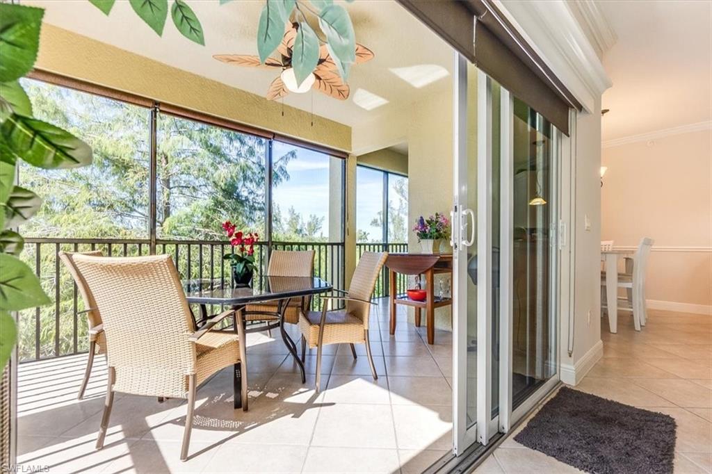 Screened balcony - furniture too!
