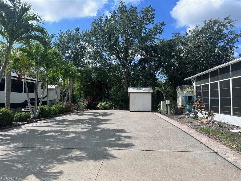 1602 Diamond Lake CIR