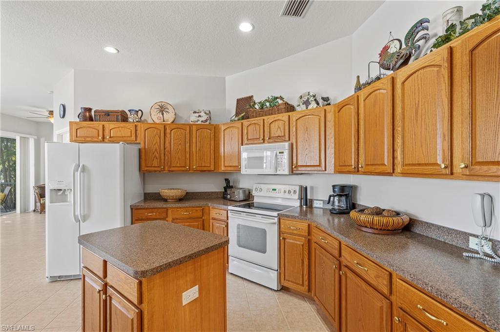 5307 SW 25th PL photo 16