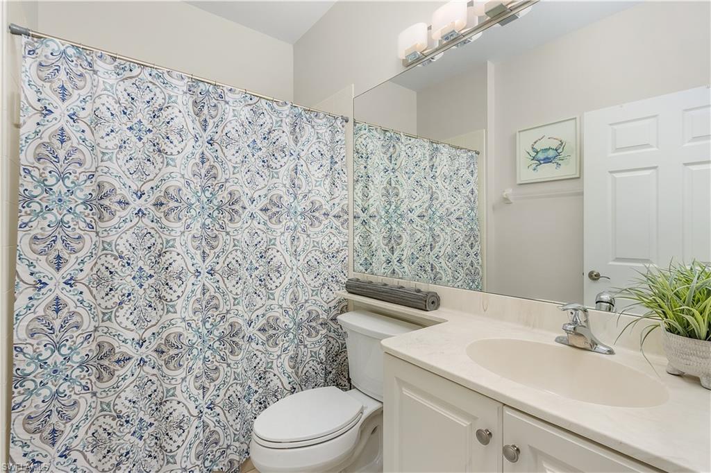 20051 Seagrove ST 1202 photo 17