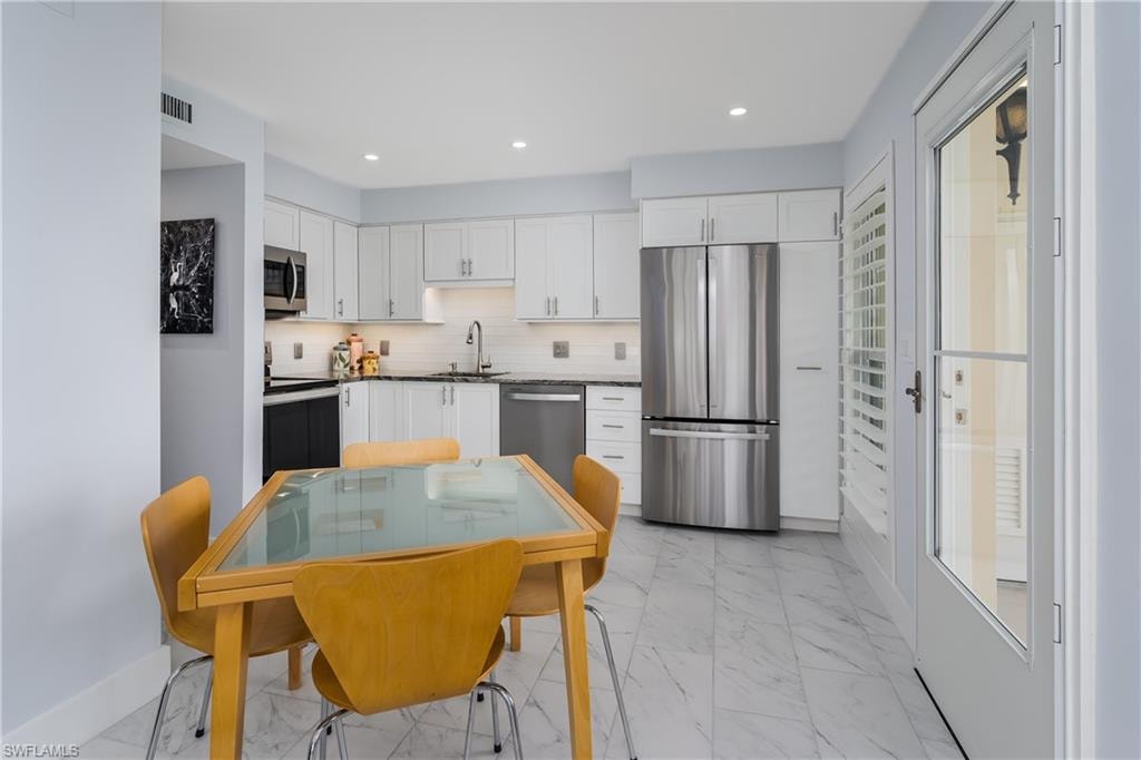 1215 Edington PL J1/J2 photo 8
