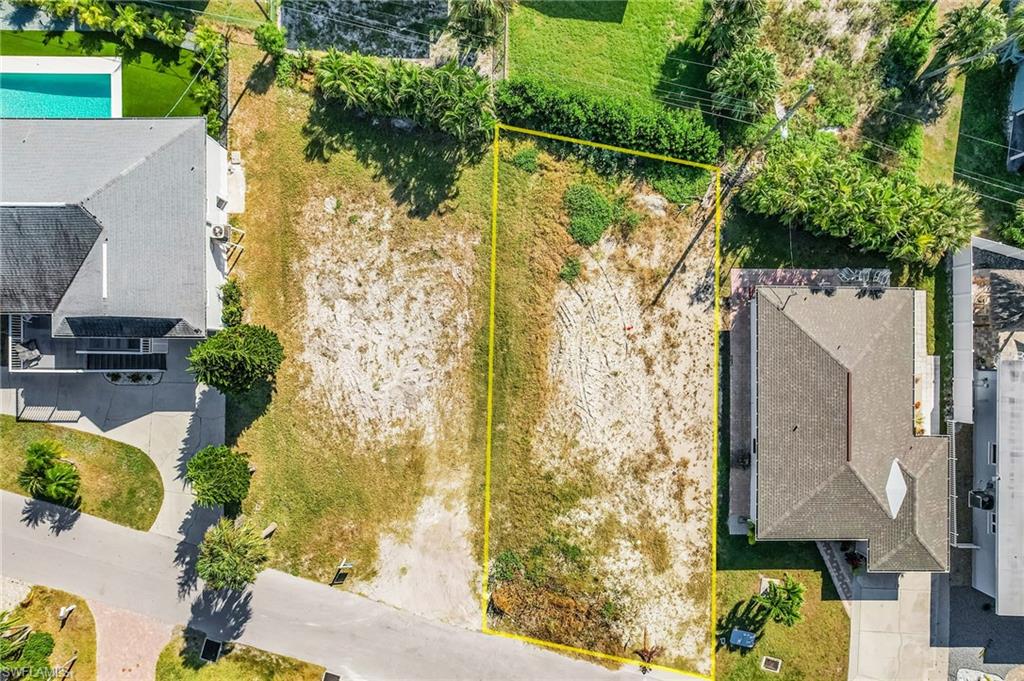 140 Hercules DR photo 12