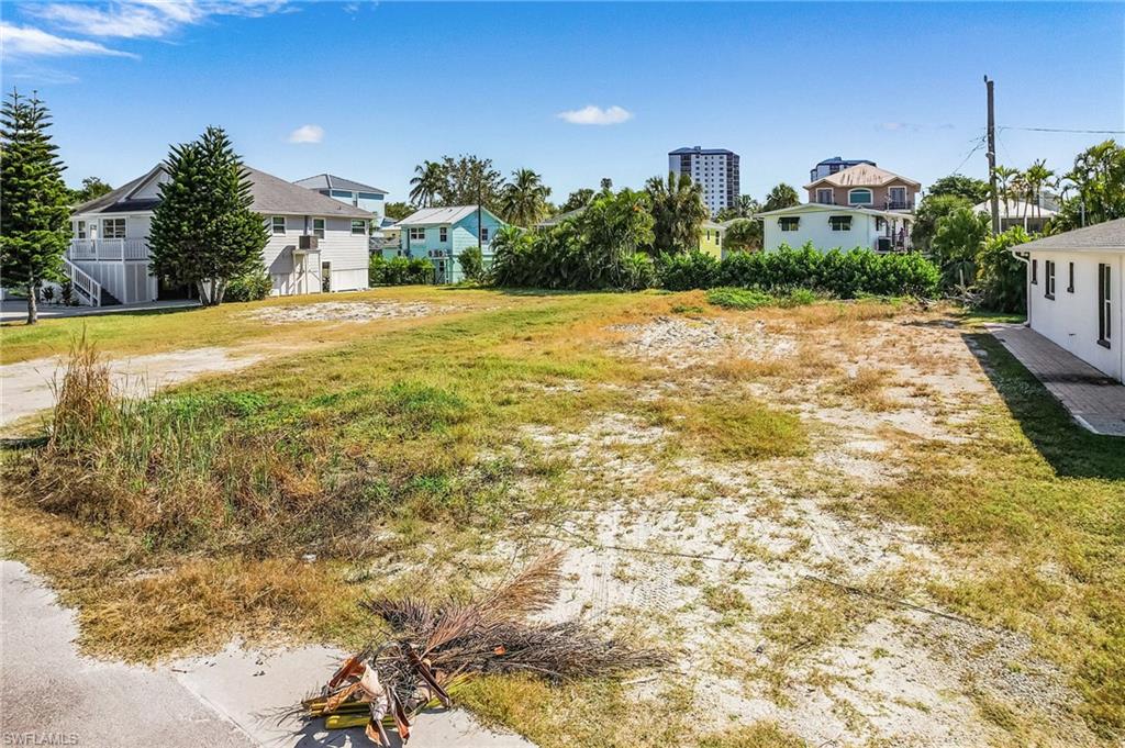 140 Hercules DR photo 20