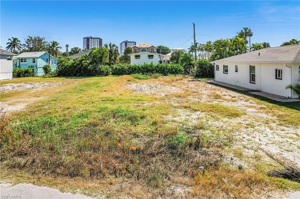 140 Hercules DR photo 19